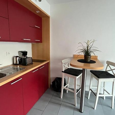 Dubb Yourhosthelper Apartment ก็อง ภายนอก รูปภาพ