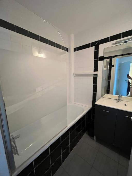 Dubb Yourhosthelper Apartment ก็อง ภายนอก รูปภาพ